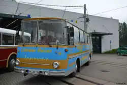 Ein für mich unbekannter Bus.