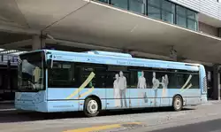 Ein Irisbus von Ryffel beim Bhf.