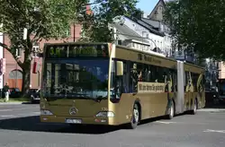ASEAG 136 (AC L 179) macht Werbung f�r Alemannia Aachen.