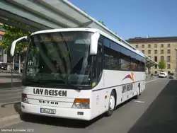 Setra Bus der Firma Lay Reisen am Saarbr�cker-Hauptbahnhof.