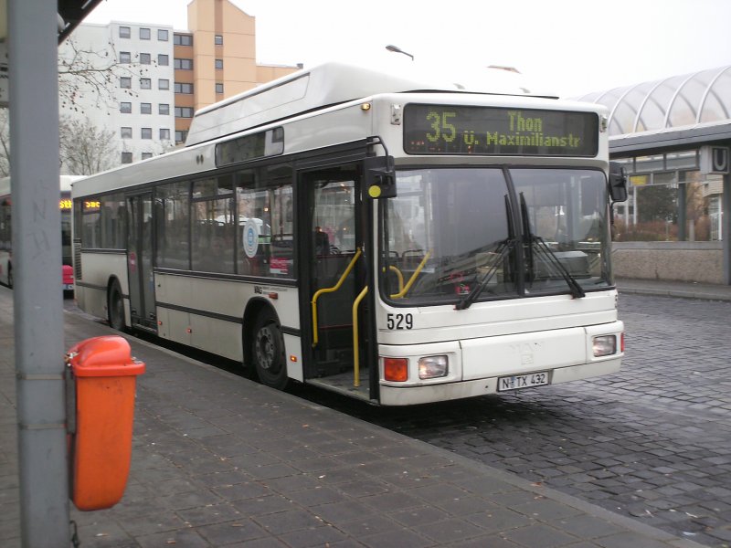 Wagen 529,ein Erdgas NL 222er,als 35er in Rthenbach,28.12.07