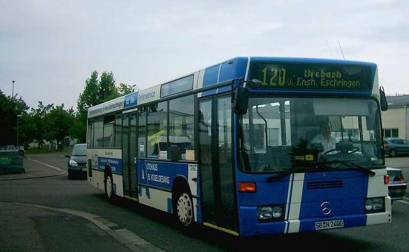 Wagen der Firma Bur Busse im Auftrag der Saarbahn SB:N2400. Am 20.07.07 als Linie 120 in Ensheim. Am Steuer ein feund von mir