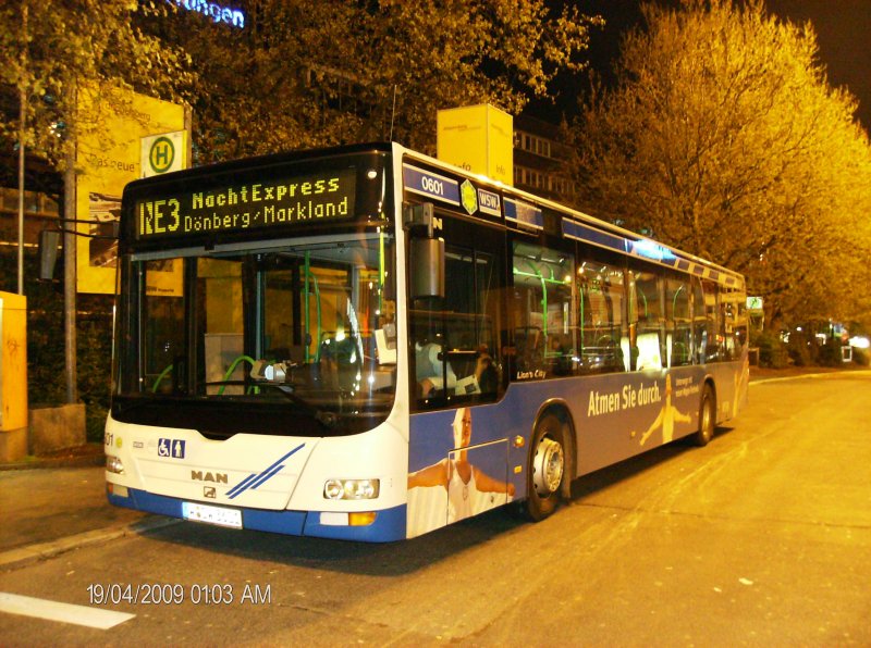 Wenn es Nacht wird im Tal: MAN-Bus 0601 auf Nachtexpre-Linie NE 3 nach Markland Hst Elberfeld Bahnhof