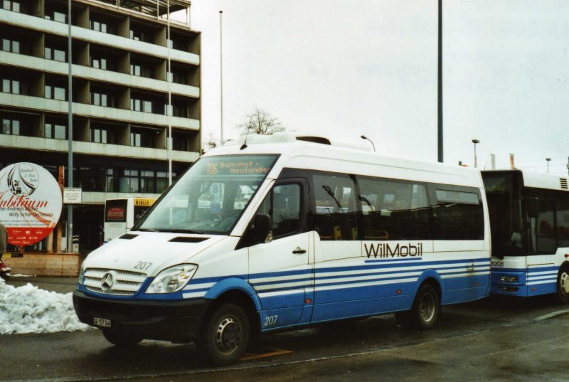 WilMobil, Wil Nr. 7/SG 157'346 Mercedes am 21. Januar 2009 Wil, Bahnhof