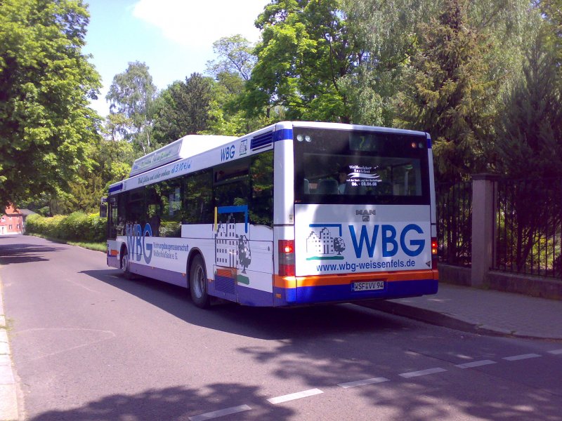 WSF-VV94, in Weienfels an der Haltestelle Friedhof. Er fuhr auf der Linie 7 in Richtung Weienfels-Busbahnhof. Aufgenommen am 14.05.2008.