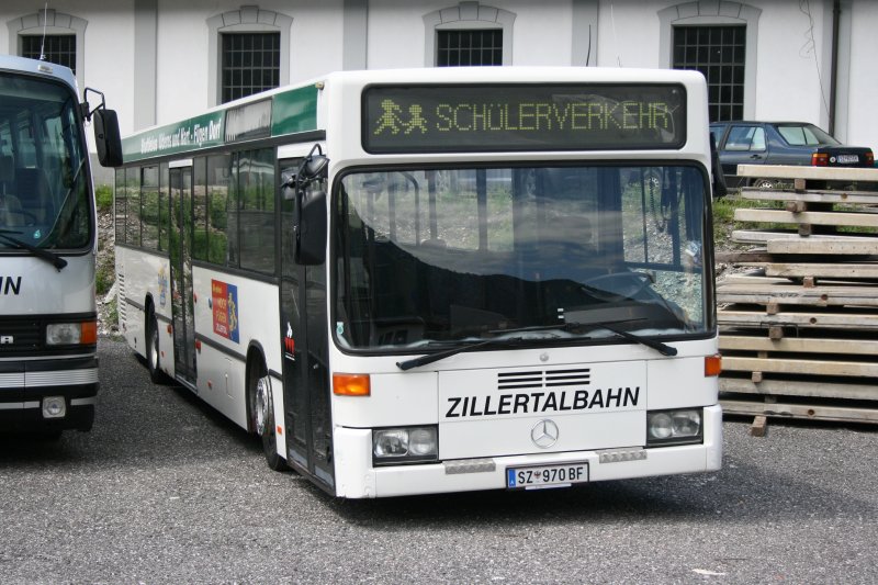 Zillertalbahn SZ970BF (Mercedes-Benz O405N) am 24.7.2008 in Jenbach. 